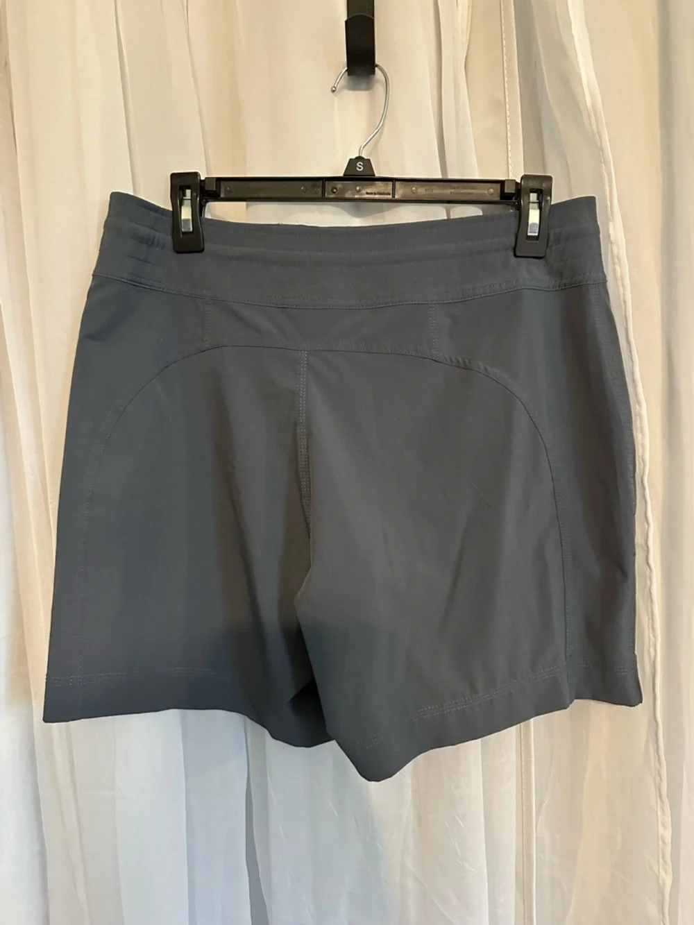 Avia Women’s Gray Pull-On Casual Shorts - Picture 4 of 7